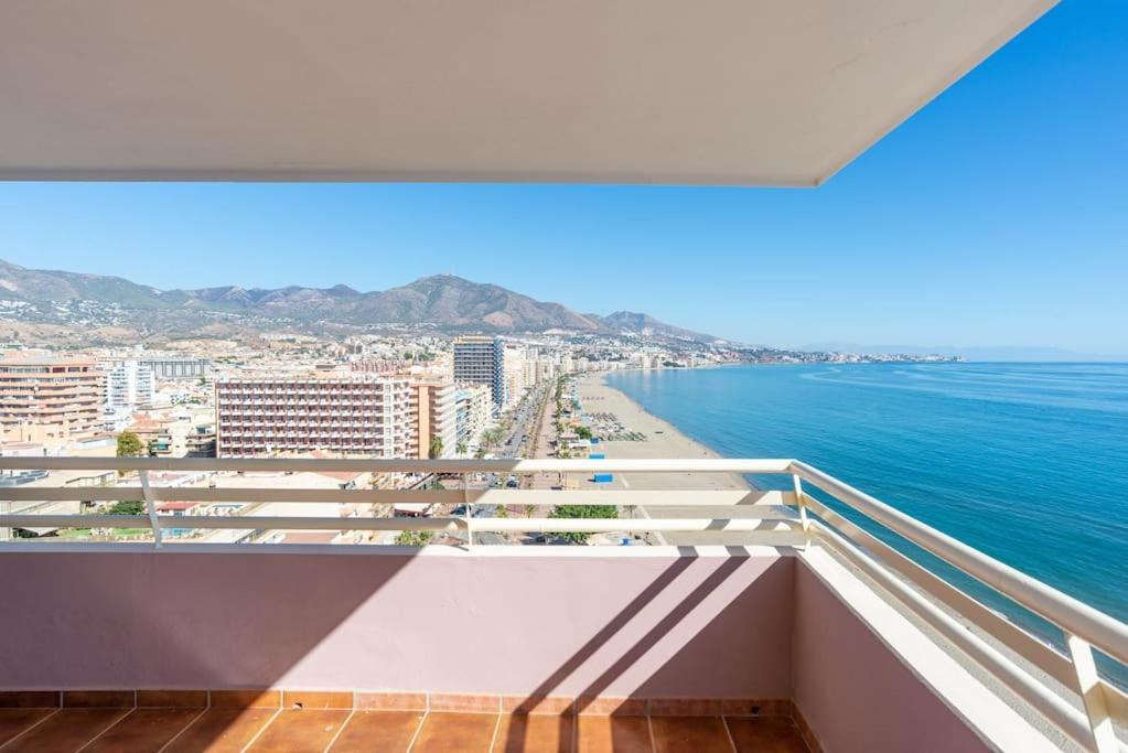 Апартаменти Fuengirola The Boat Екстер'єр фото